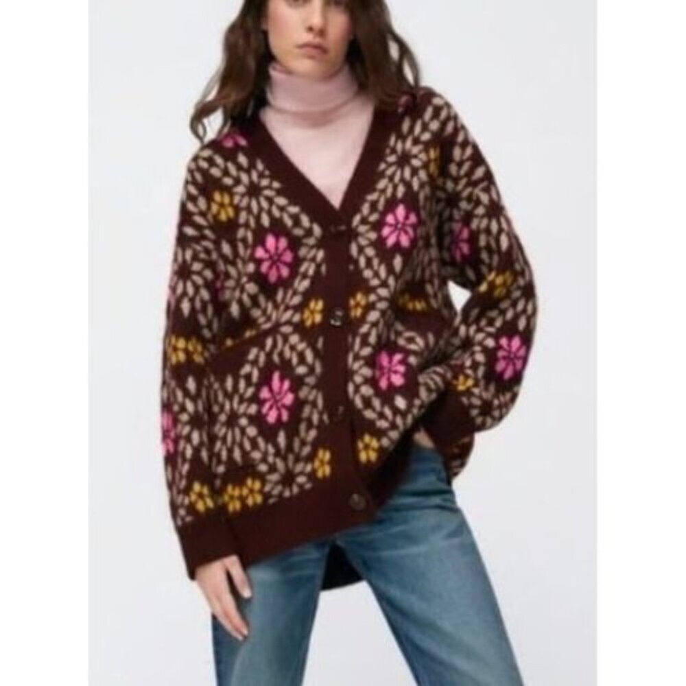 ZARA Oversized Chunky Floral Knit Cardigan Sweater Size Small nbnn - Picture 3 of 9